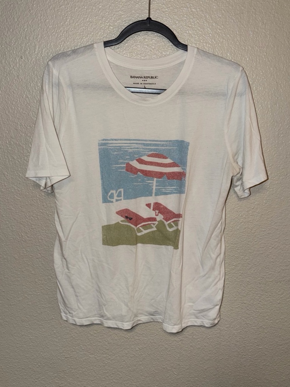 Banana Republic White Short-Sleeve Tee with Beach Graphic